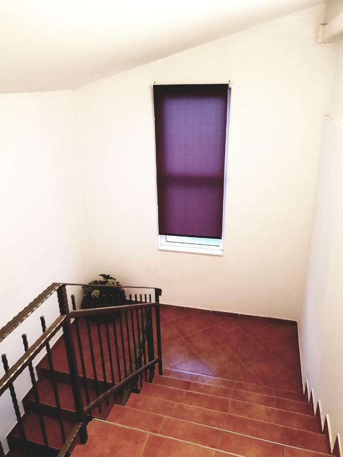 Apartments Petrovic Pirovac Eksteriør bilde